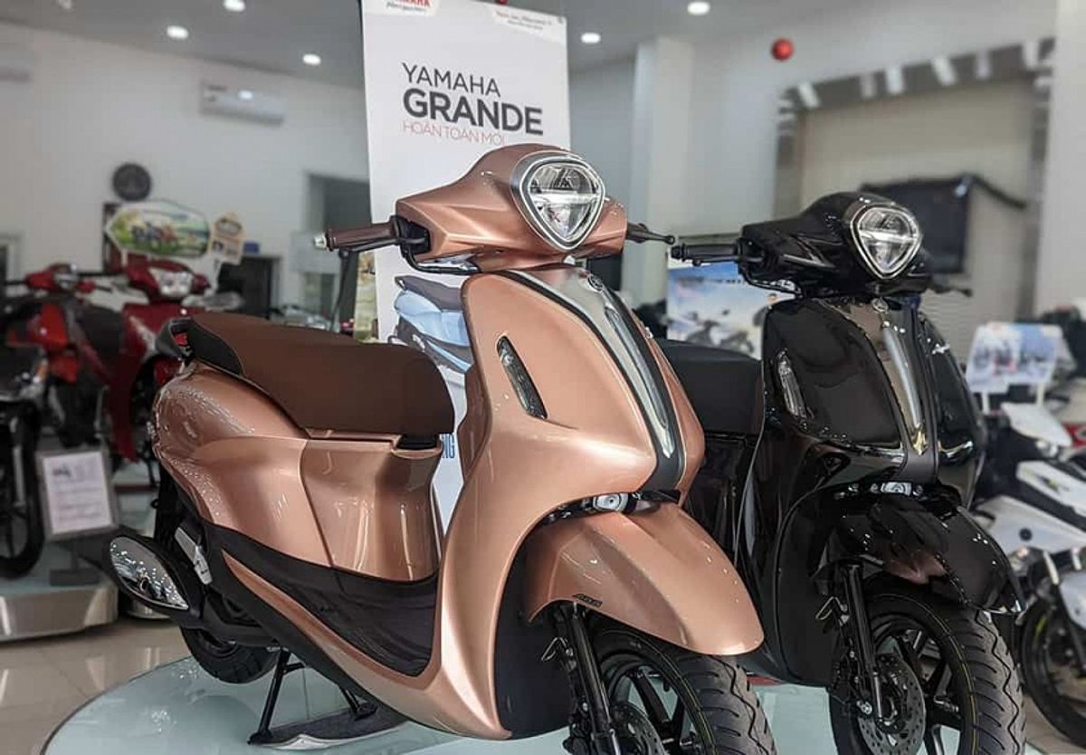 Chi phí bảo dưỡng Honda Vision và Yamaha Grande