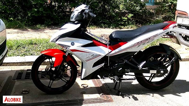 Exciter 150 màu trắng đỏ