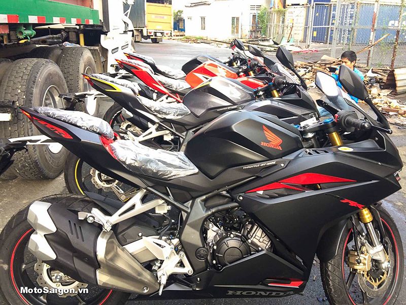 Honda CBR250RR ABS 2018 phiên bản màu Đen đỏ