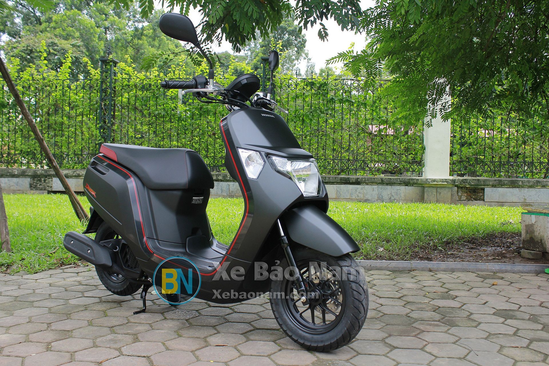 Honda Dunk 50cc màu đen