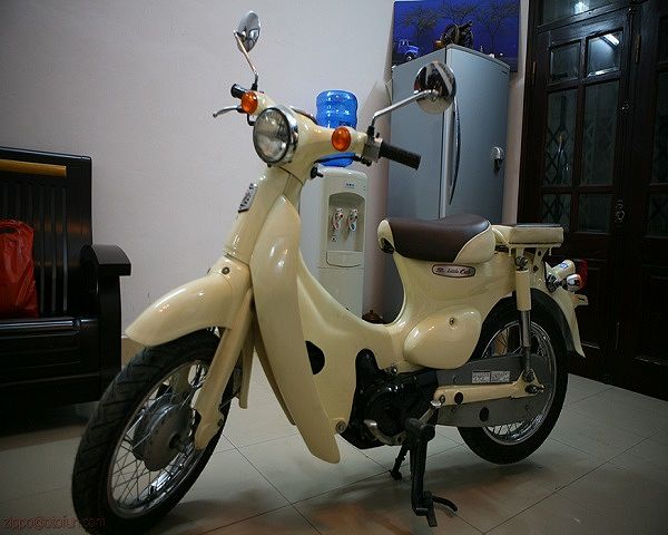 Honda Little Cub 14 bền bỉ qua thời gian
