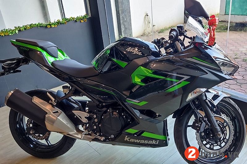 Kawasaki Ninja 400 ABS 2024 - thu hút sự quan tâm