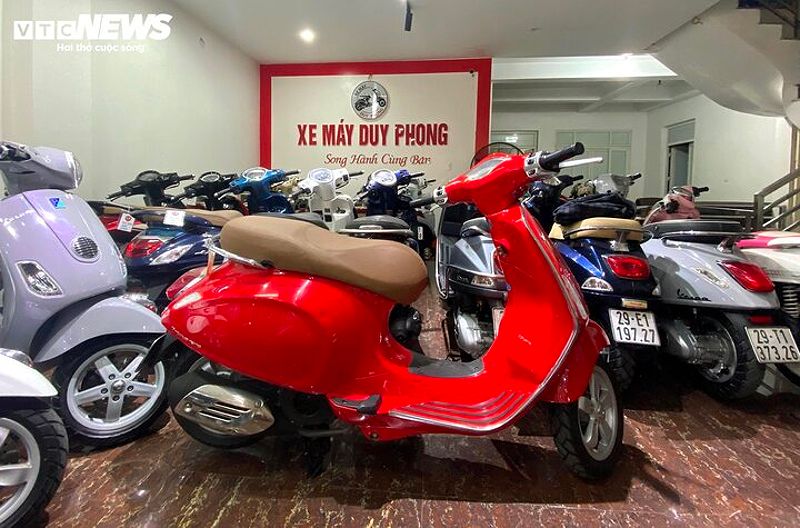 Một chiếc Vespa cũ sử dụng động cơ 3Vie, giá chưa đến một nửa xe mới