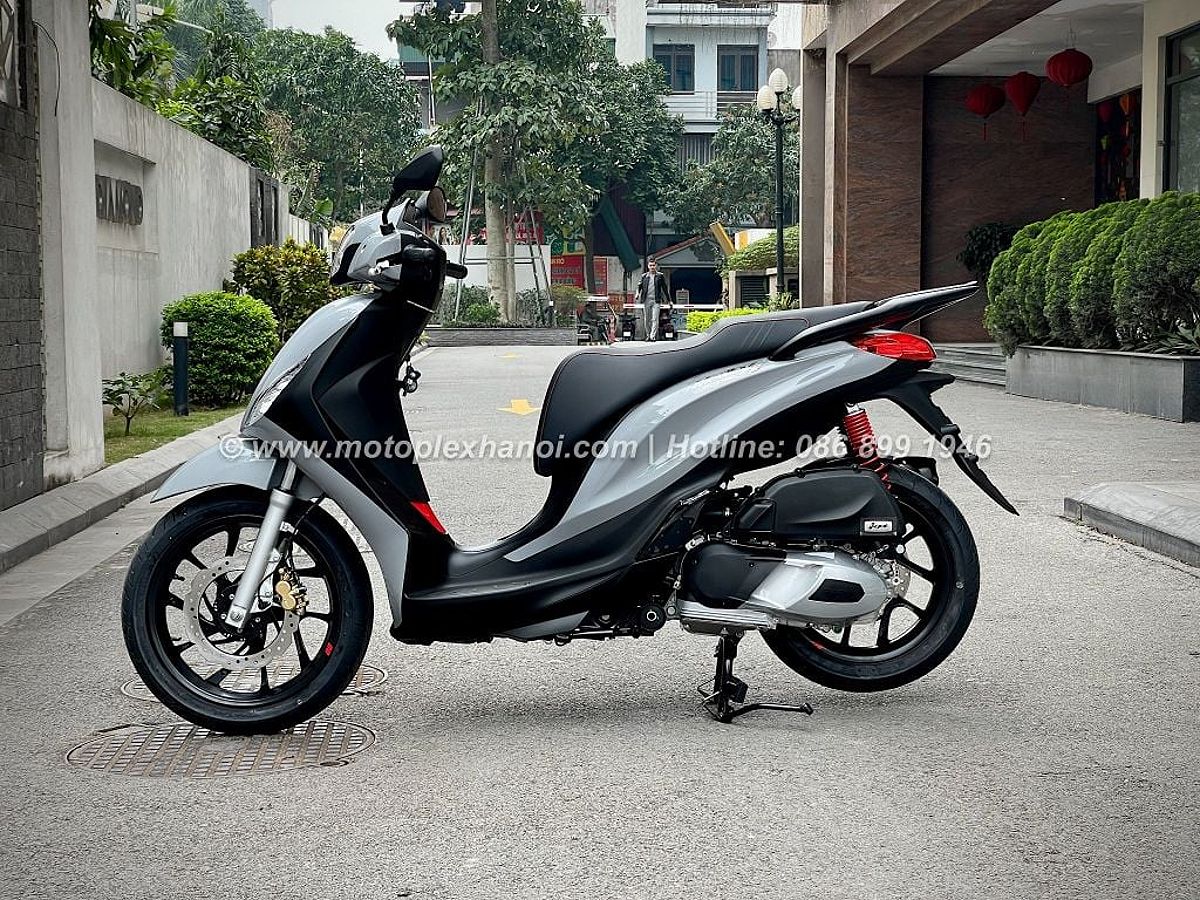 Piaggio Medley 2024 có kích thước Dài x Rộng x Cao lần lượt là 2.020 mm x 705 mm