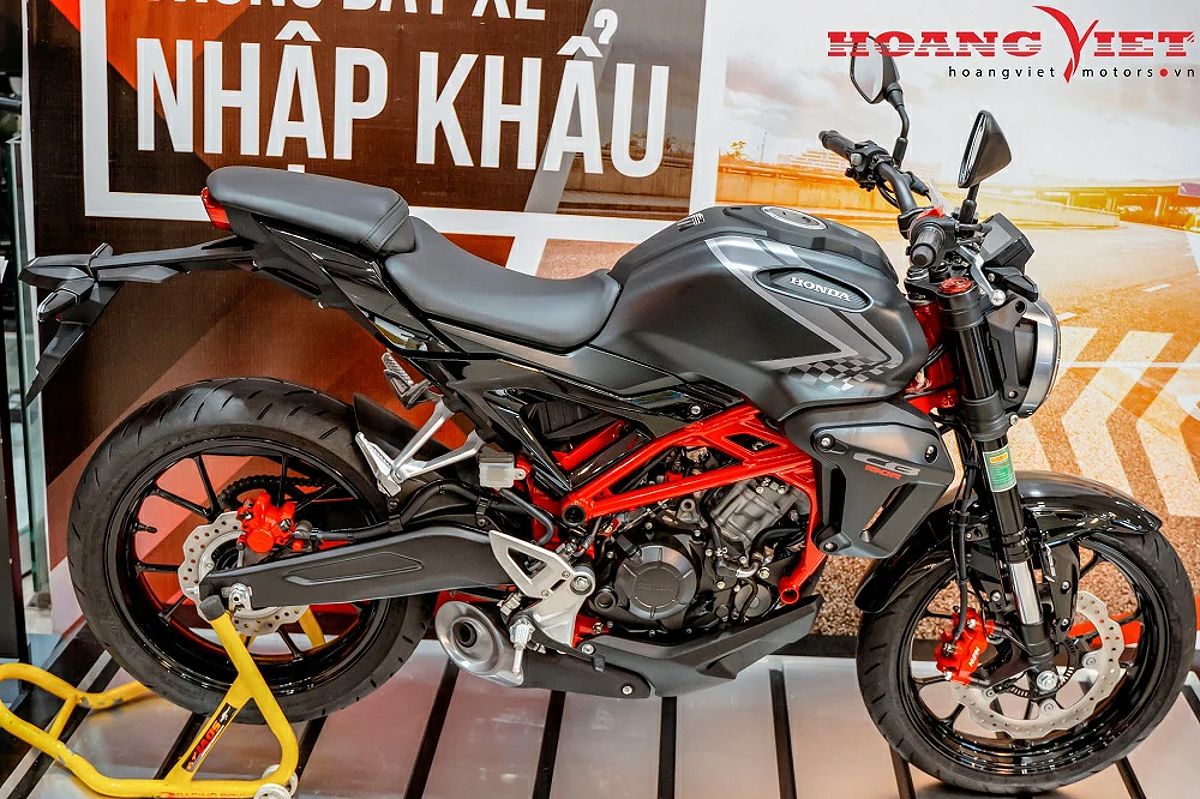 So sánh giá Honda CB150R và đối thủ