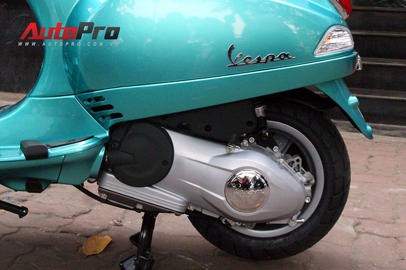 Vespa LX 125 3V i.e: tiết kiệm nhiên liệu giật mình 3