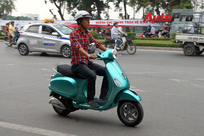 Vespa LX 125 3V i.e: tiết kiệm nhiên liệu giật mình 4