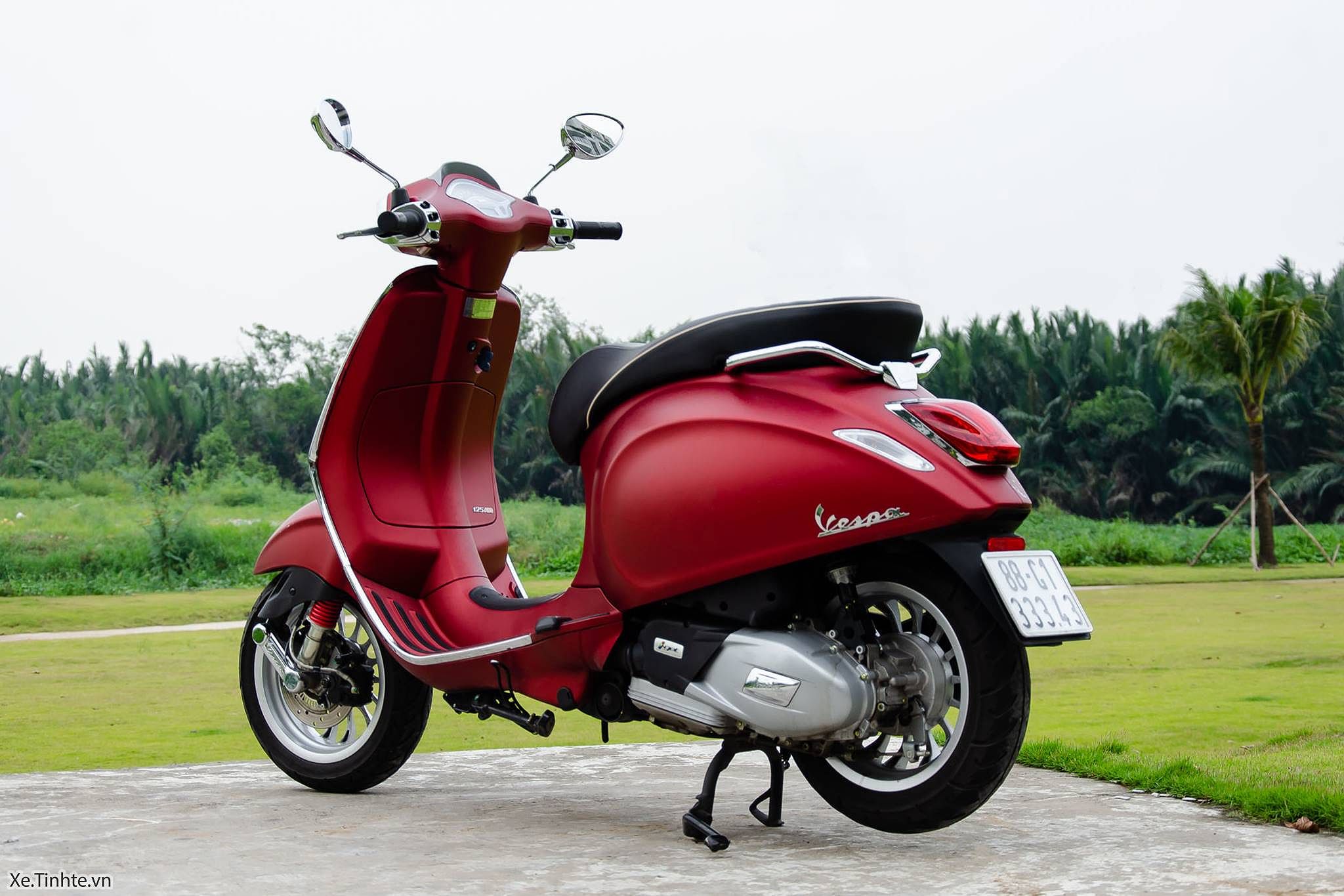 Vespa Sprint ABS 2018 - Thiết kế thể thao