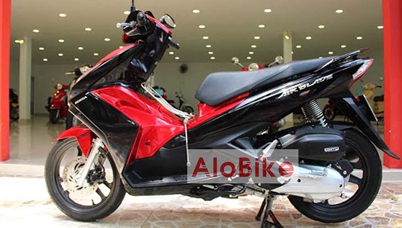 Xe AirBlade 2015 màu đỏ đen