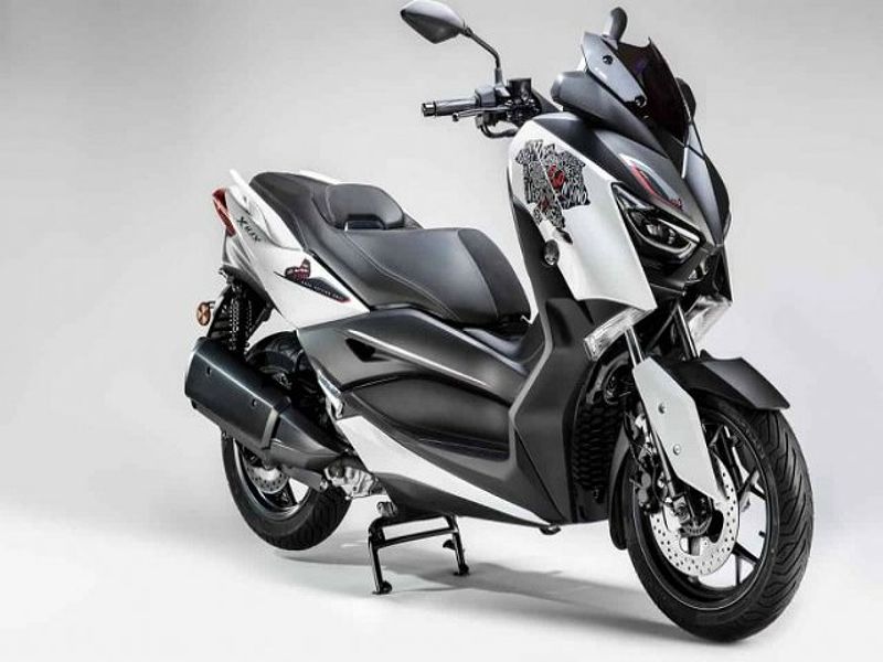 Xe ga Yamaha X-Max 300 ra bản đặc biệt, Honda Forza 300 thêm áp lực