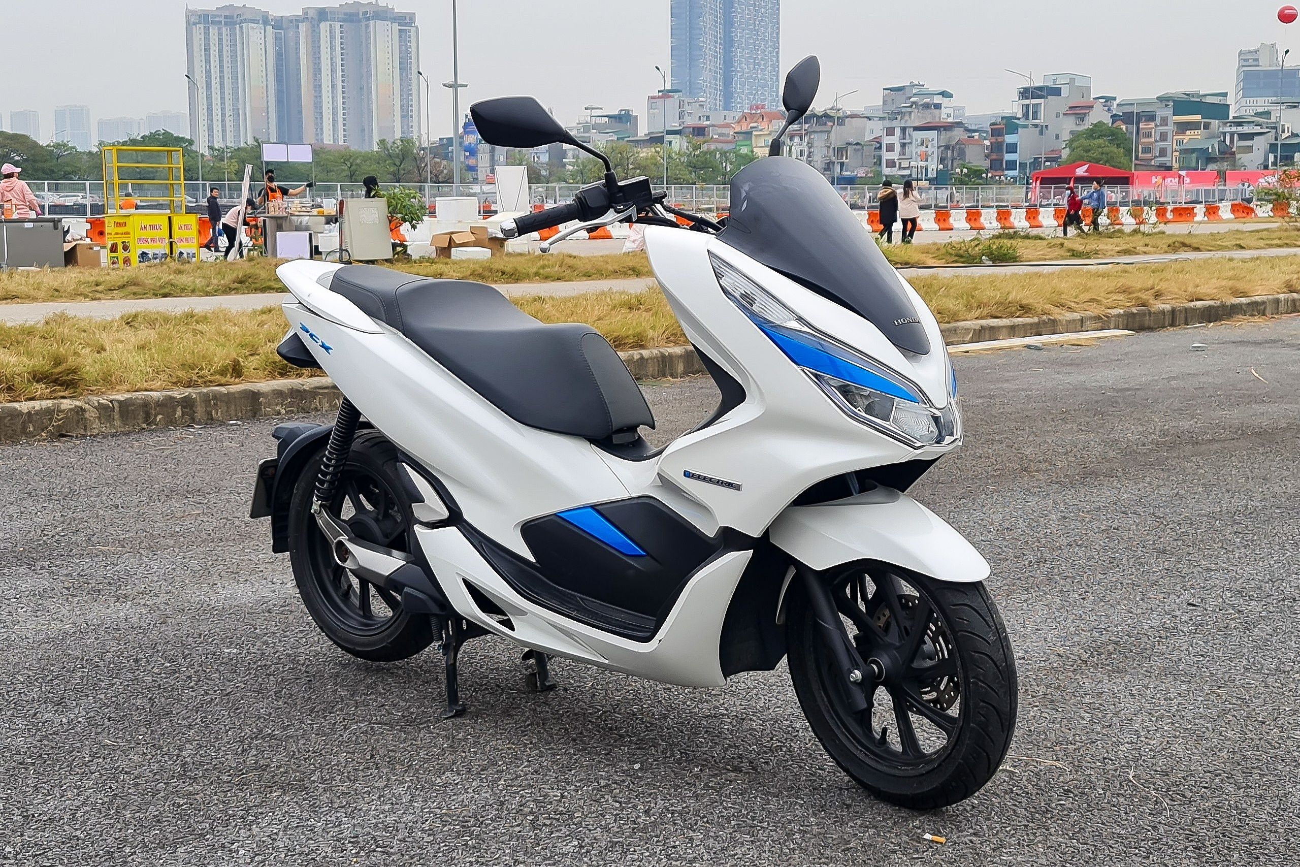 Xe máy điện Honda PCX
