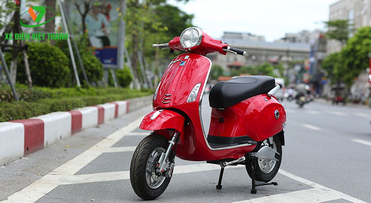 Xe máy điện Vespa Nioshima S màu đỏ tươi